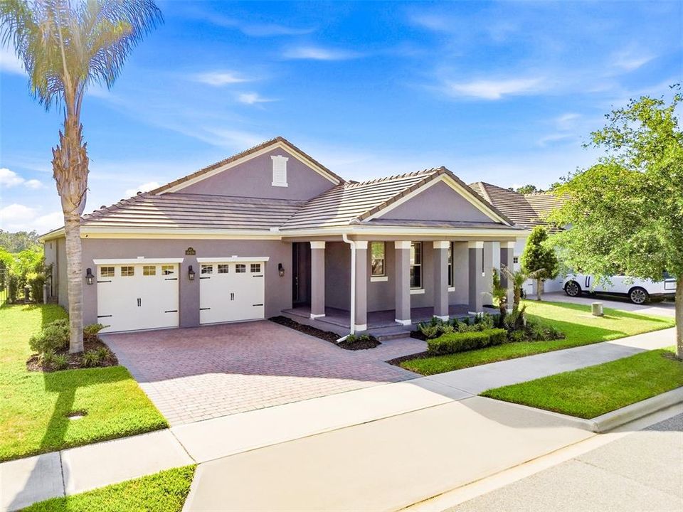 En Venta: $1,050,000 (4 camas, 3 baños, 2758 Pies cuadrados)