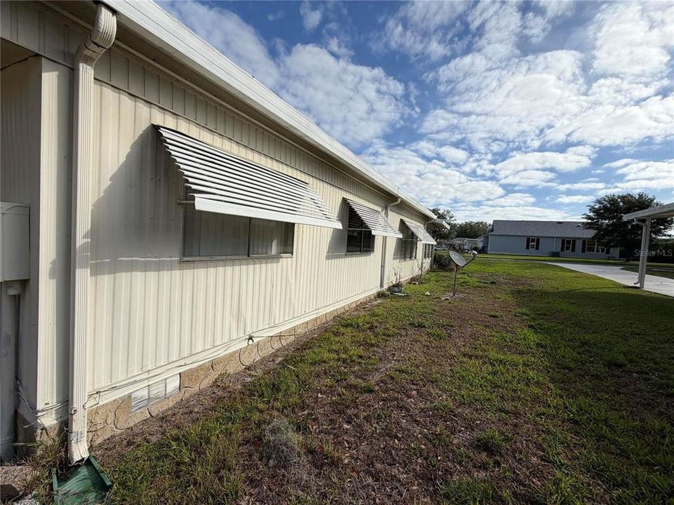 For Sale: $139,800 (2 beds, 2 baths, 960 Square Feet)