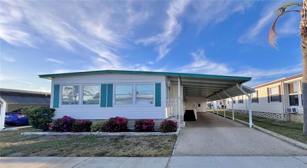 Recently Sold: $180,000 (2 beds, 2 baths, 1321 Square Feet)