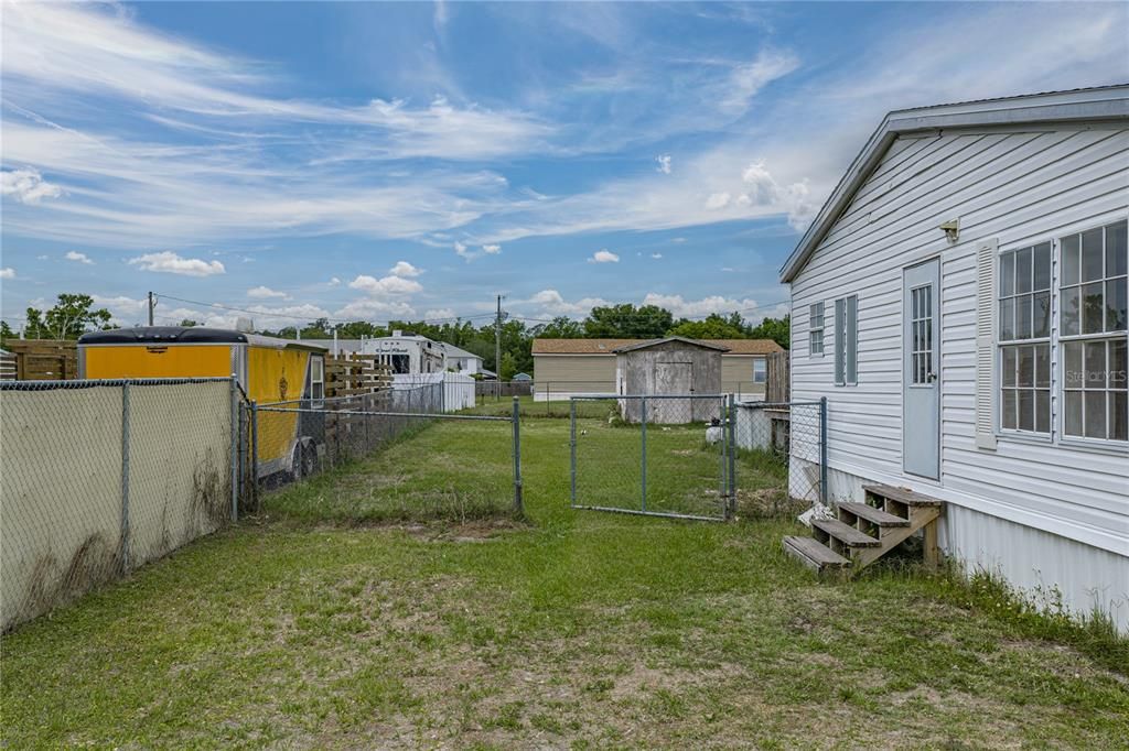 Active With Contract: $150,000 (3 beds, 2 baths, 1404 Square Feet)