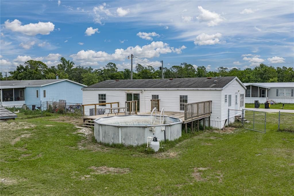 Active With Contract: $150,000 (3 beds, 2 baths, 1404 Square Feet)
