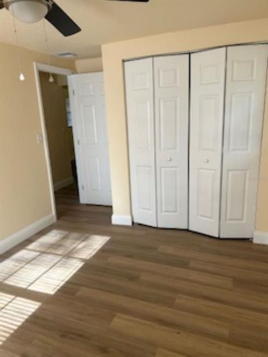 For Sale: $235,000 (3 beds, 2 baths, 1252 Square Feet)