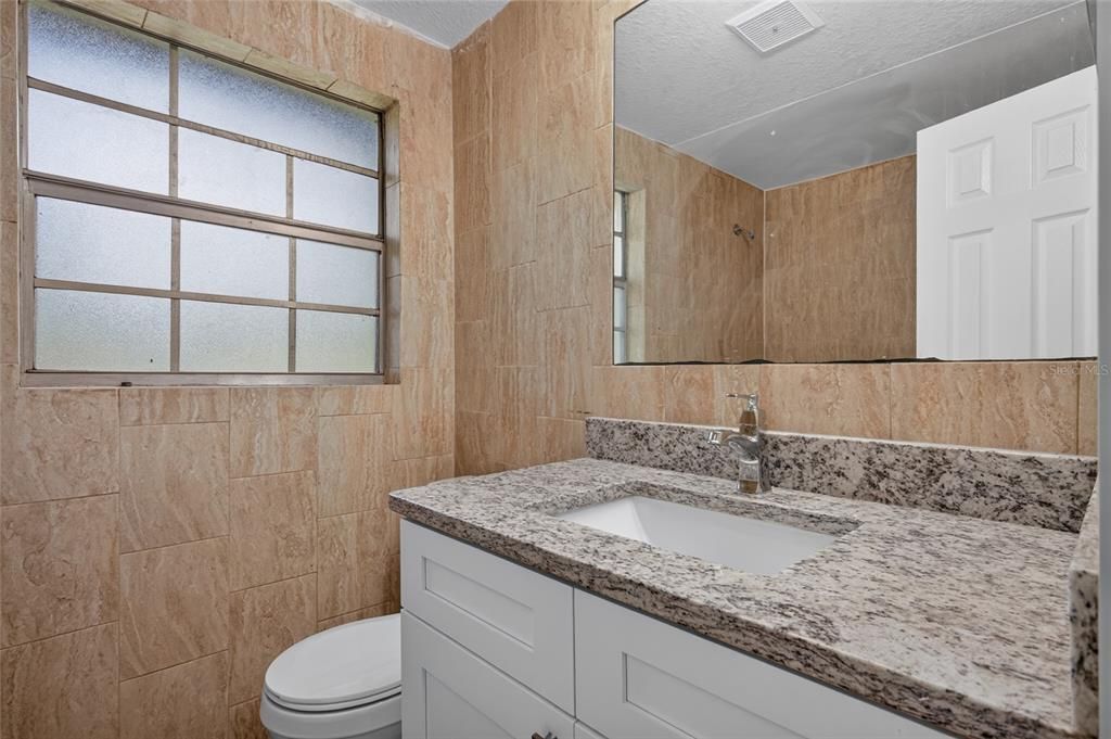 For Sale: $222,000 (3 beds, 2 baths, 1252 Square Feet)
