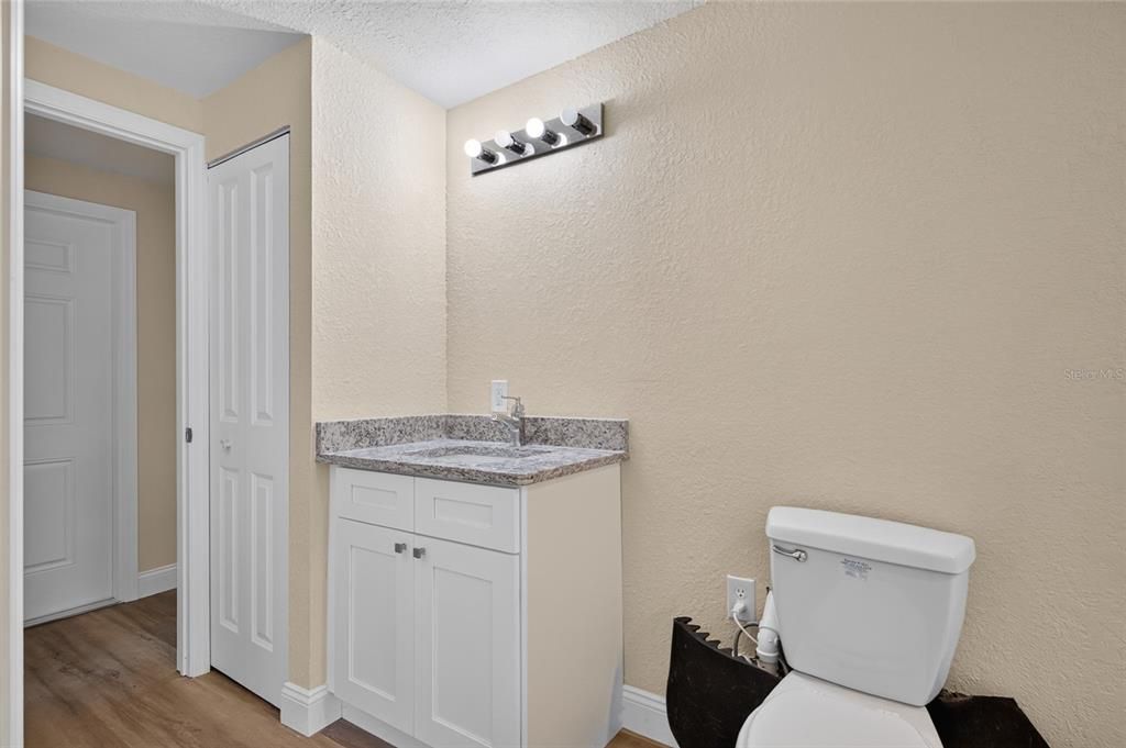 For Sale: $222,000 (3 beds, 2 baths, 1252 Square Feet)