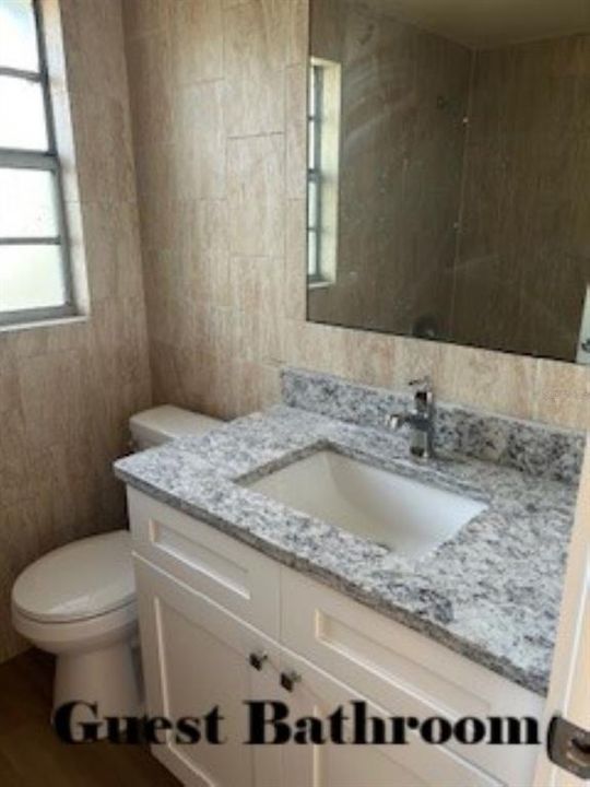 For Sale: $235,000 (3 beds, 2 baths, 1252 Square Feet)