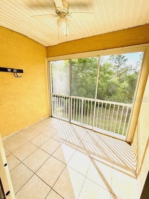 В аренду: $1,450 (3 спален, 2 ванн, 1218 Квадратных фут)
