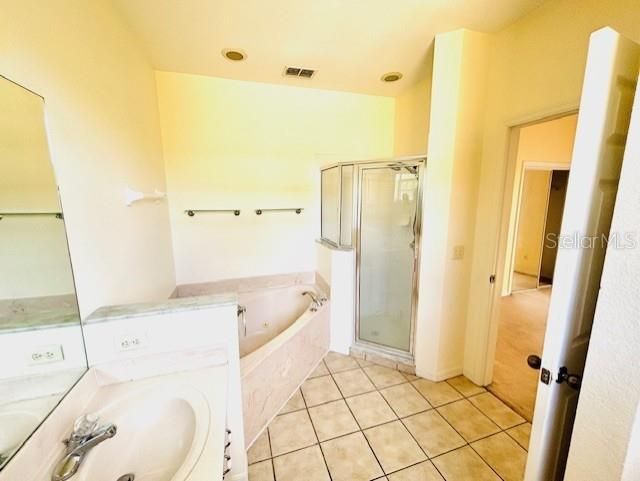 В аренду: $1,450 (3 спален, 2 ванн, 1218 Квадратных фут)