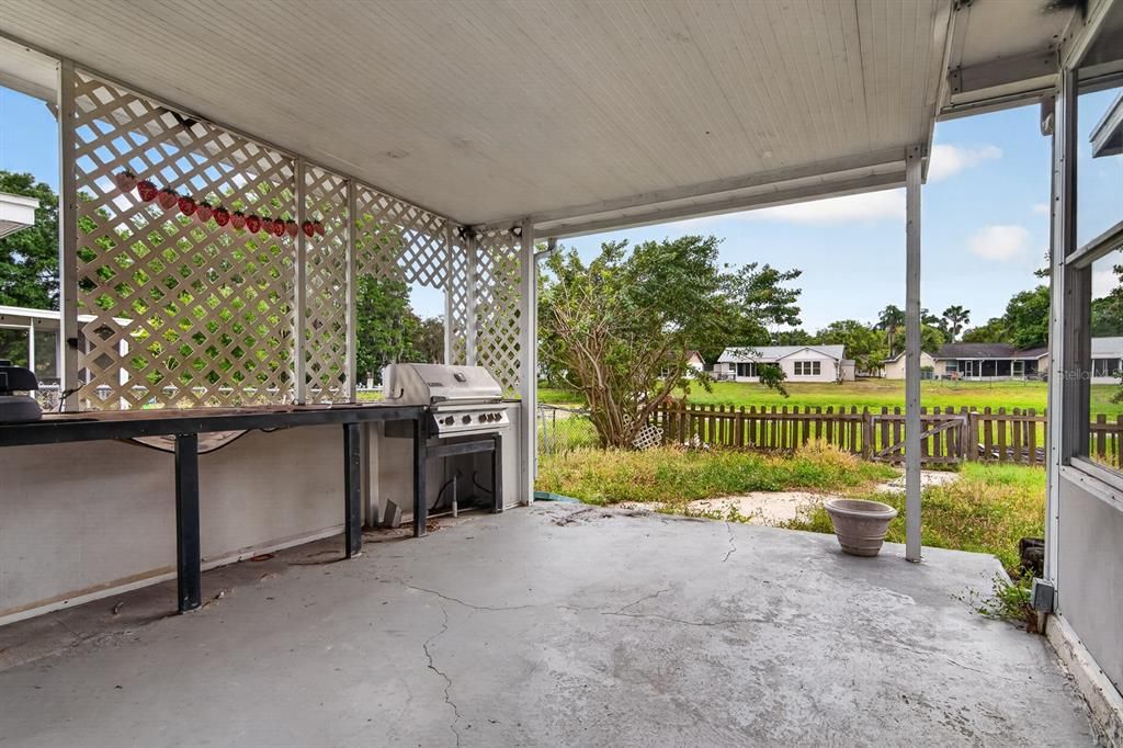 En Venta: $299,999 (3 camas, 2 baños, 1711 Pies cuadrados)
