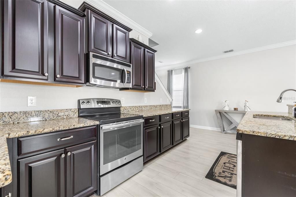Active With Contract: $499,000 (3 beds, 2 baths, 2352 Square Feet)