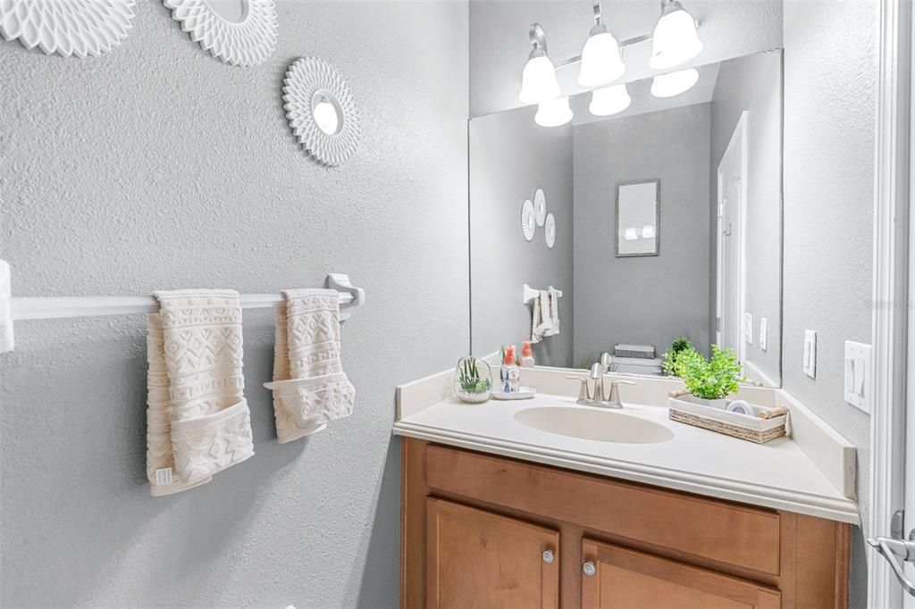 Active With Contract: $499,000 (3 beds, 2 baths, 2352 Square Feet)