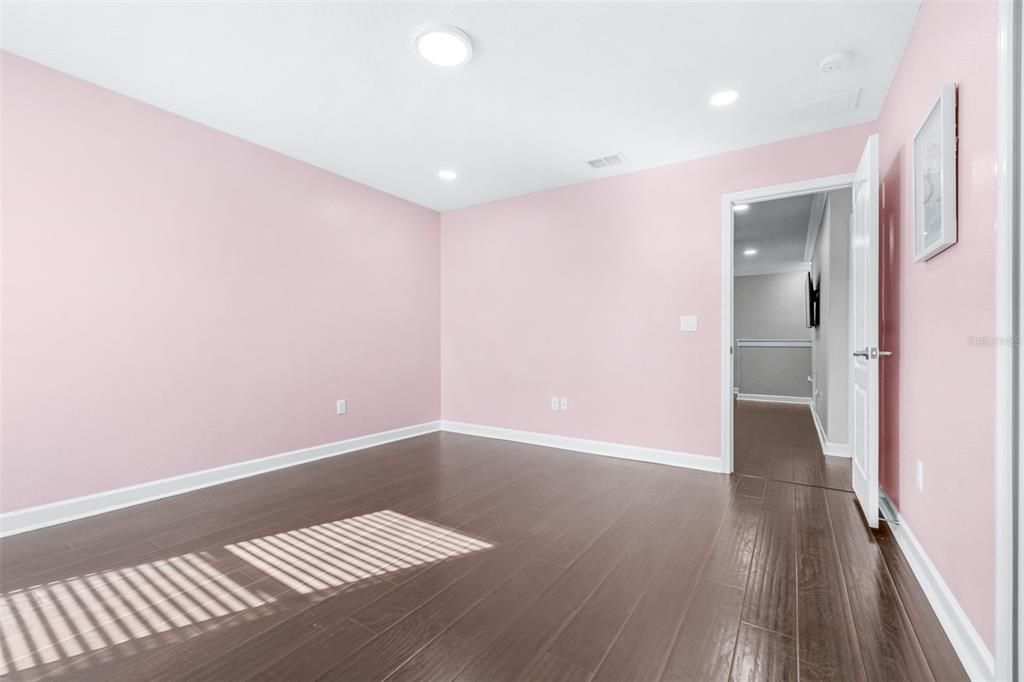 Active With Contract: $499,000 (3 beds, 2 baths, 2352 Square Feet)