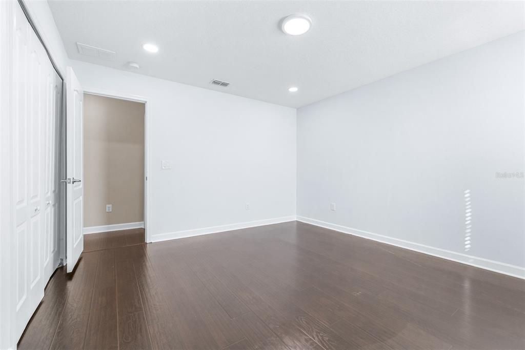 Active With Contract: $499,000 (3 beds, 2 baths, 2352 Square Feet)