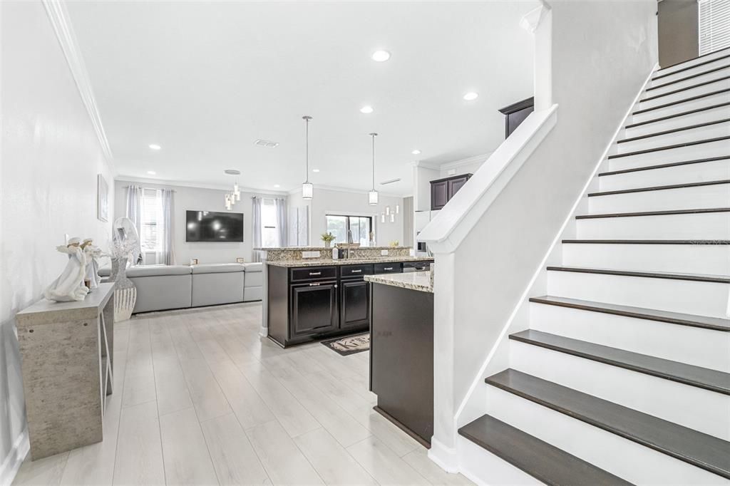 Active With Contract: $499,000 (3 beds, 2 baths, 2352 Square Feet)