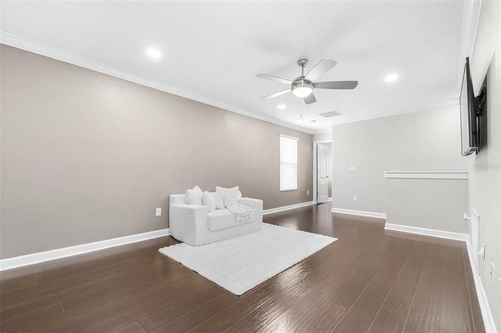 Active With Contract: $499,000 (3 beds, 2 baths, 2352 Square Feet)