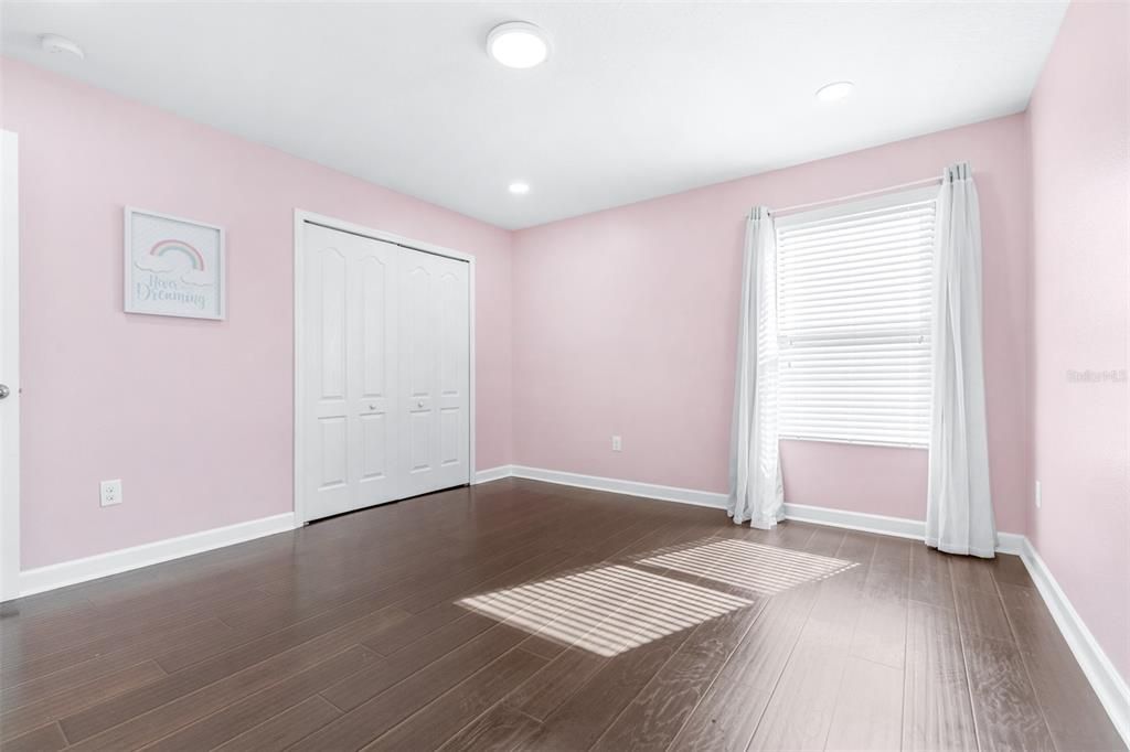 Active With Contract: $499,000 (3 beds, 2 baths, 2352 Square Feet)