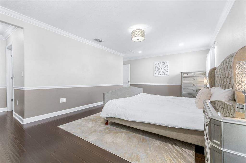 Active With Contract: $499,000 (3 beds, 2 baths, 2352 Square Feet)