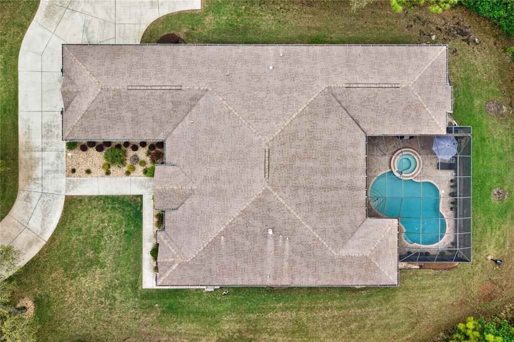 En Venta: $799,000 (3 camas, 3 baños, 4450 Pies cuadrados)