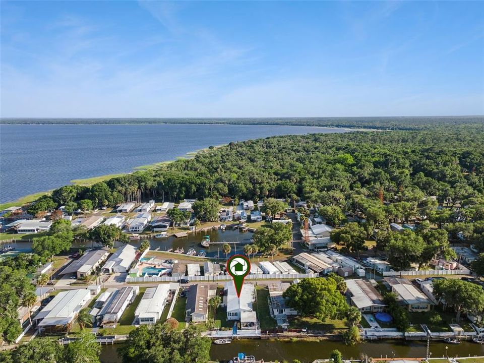 For Sale: $239,500 (3 beds, 2 baths, 1512 Square Feet)