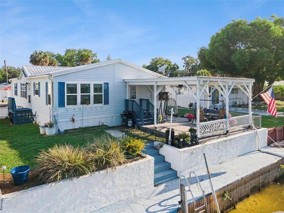 For Sale: $239,500 (3 beds, 2 baths, 1512 Square Feet)