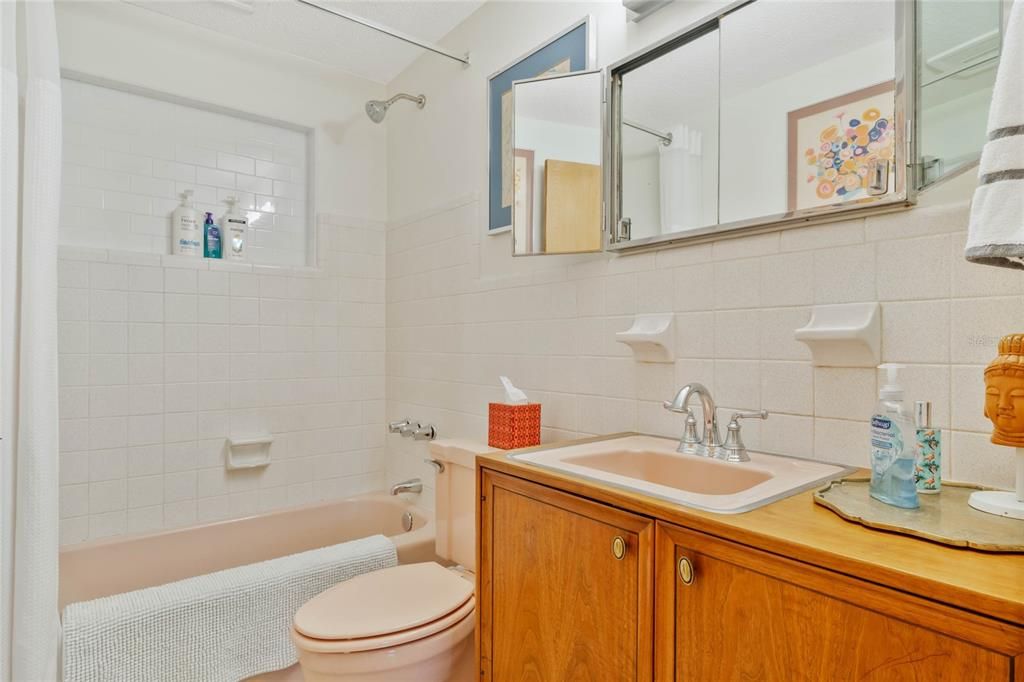 For Rent: $3,750 (3 beds, 2 baths, 1760 Square Feet)