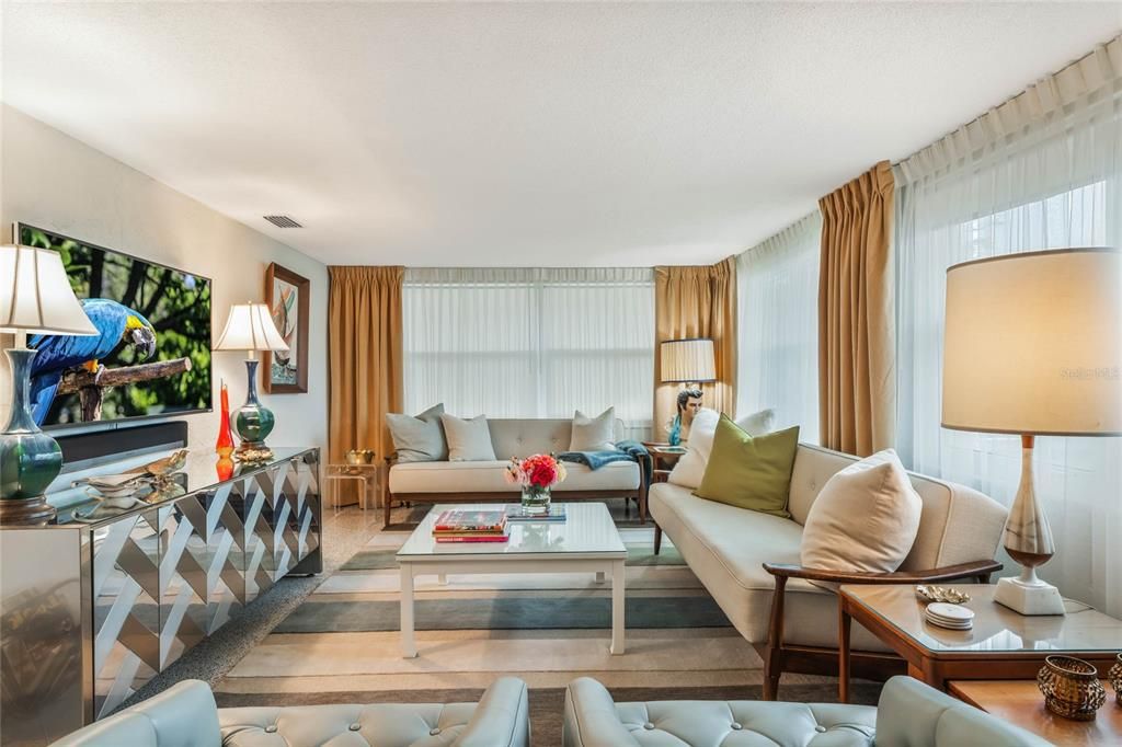 For Rent: $3,750 (3 beds, 2 baths, 1760 Square Feet)