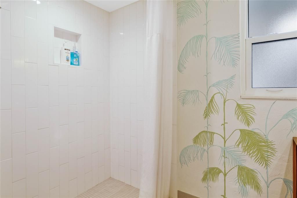 For Rent: $3,750 (3 beds, 2 baths, 1760 Square Feet)