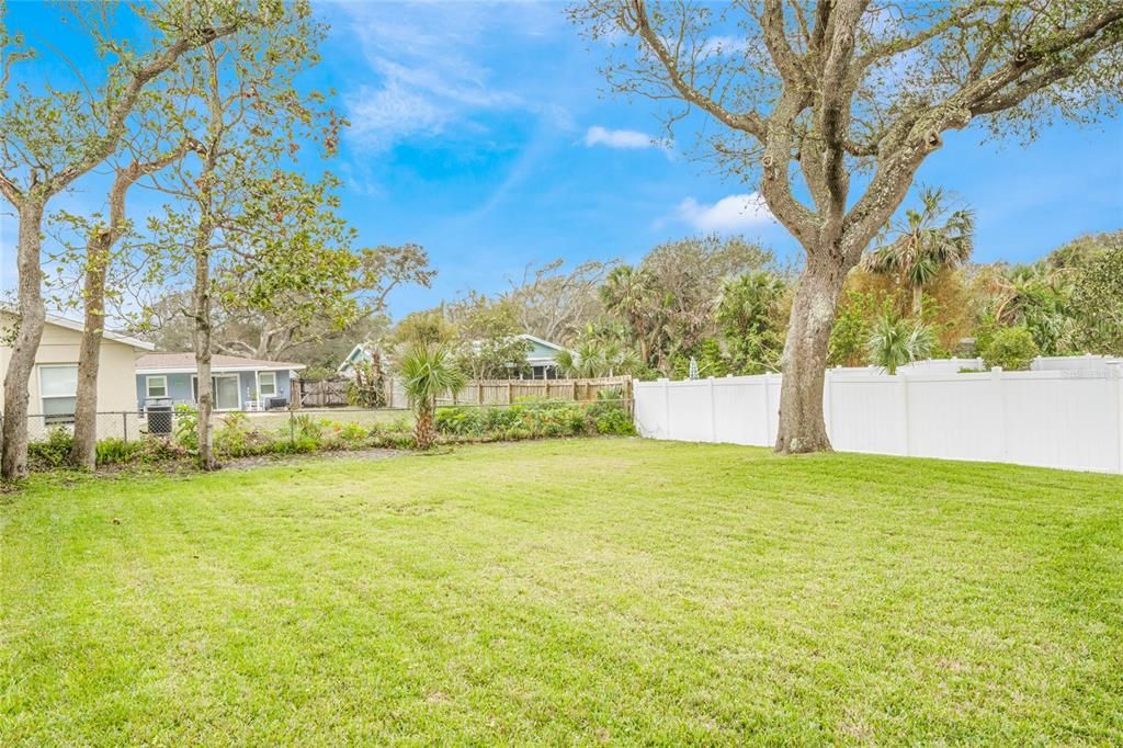 For Rent: $3,750 (3 beds, 2 baths, 1760 Square Feet)
