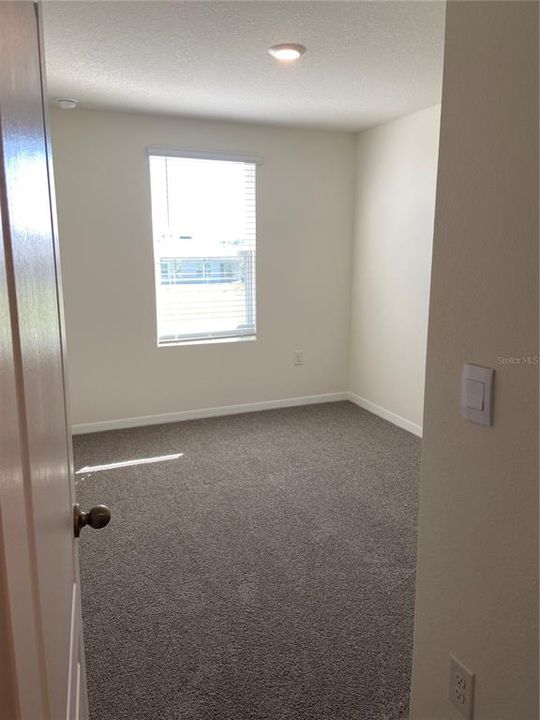 For Sale: $315,000 (3 beds, 2 baths, 1452 Square Feet)