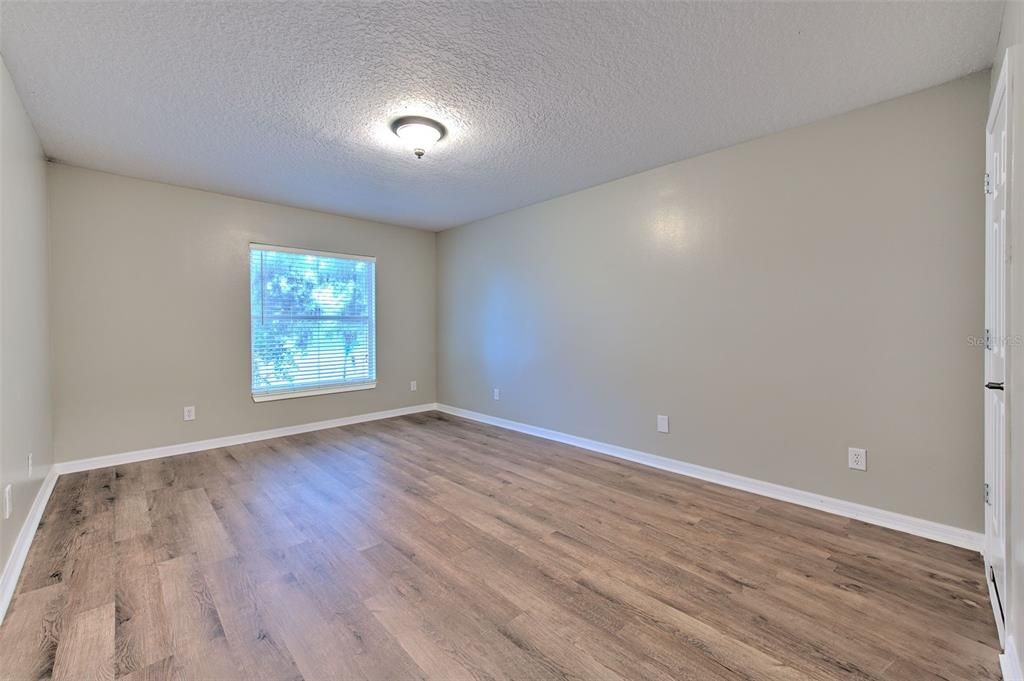 For Rent: $3,500 (5 beds, 3 baths, 3249 Square Feet)