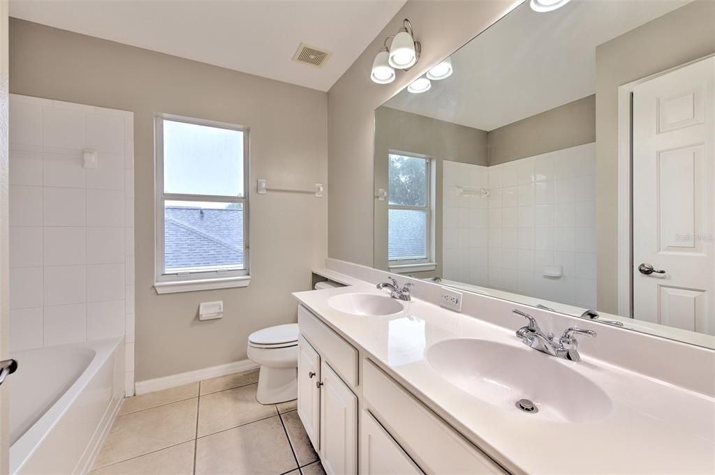 For Rent: $3,500 (5 beds, 3 baths, 3249 Square Feet)