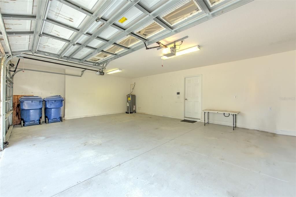 For Rent: $3,500 (5 beds, 3 baths, 3249 Square Feet)