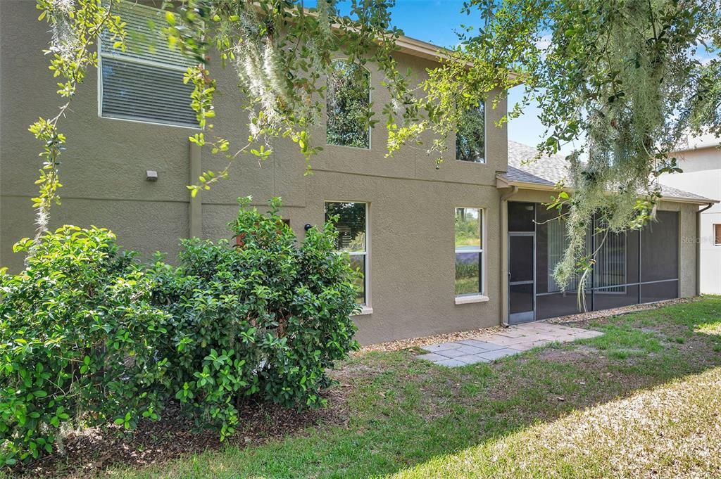 For Rent: $3,500 (5 beds, 3 baths, 3249 Square Feet)