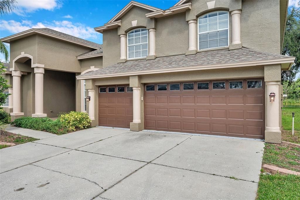 For Rent: $3,500 (5 beds, 3 baths, 3249 Square Feet)