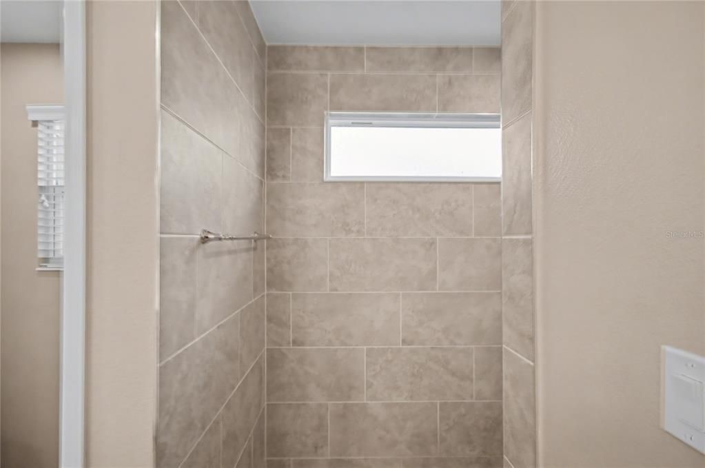 For Sale: $359,900 (3 beds, 2 baths, 1758 Square Feet)