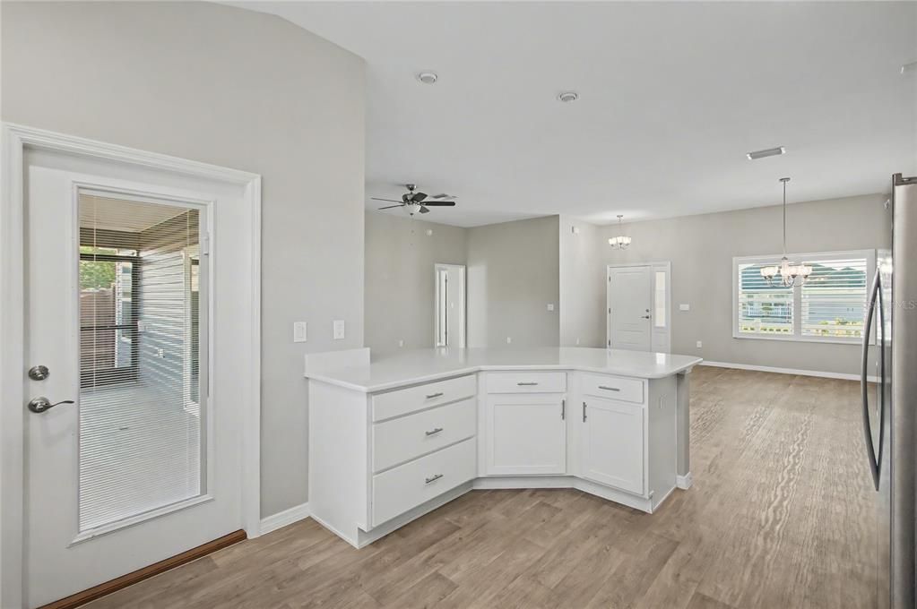 For Sale: $359,900 (3 beds, 2 baths, 1758 Square Feet)