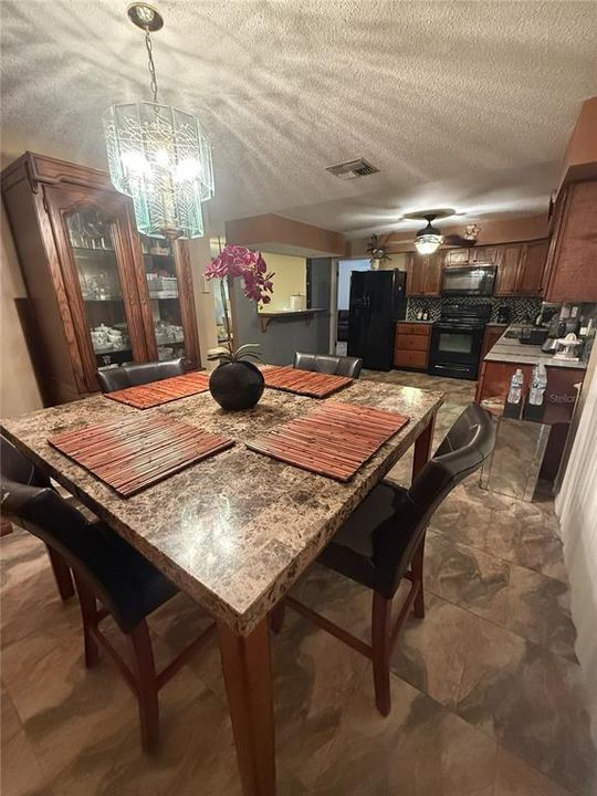 For Sale: $264,900 (3 beds, 1 baths, 1540 Square Feet)