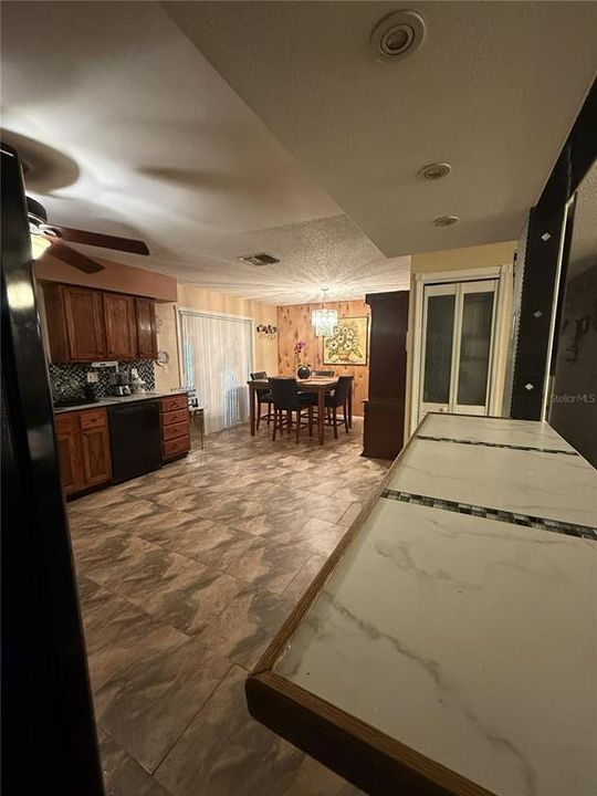 For Sale: $264,900 (3 beds, 1 baths, 1540 Square Feet)
