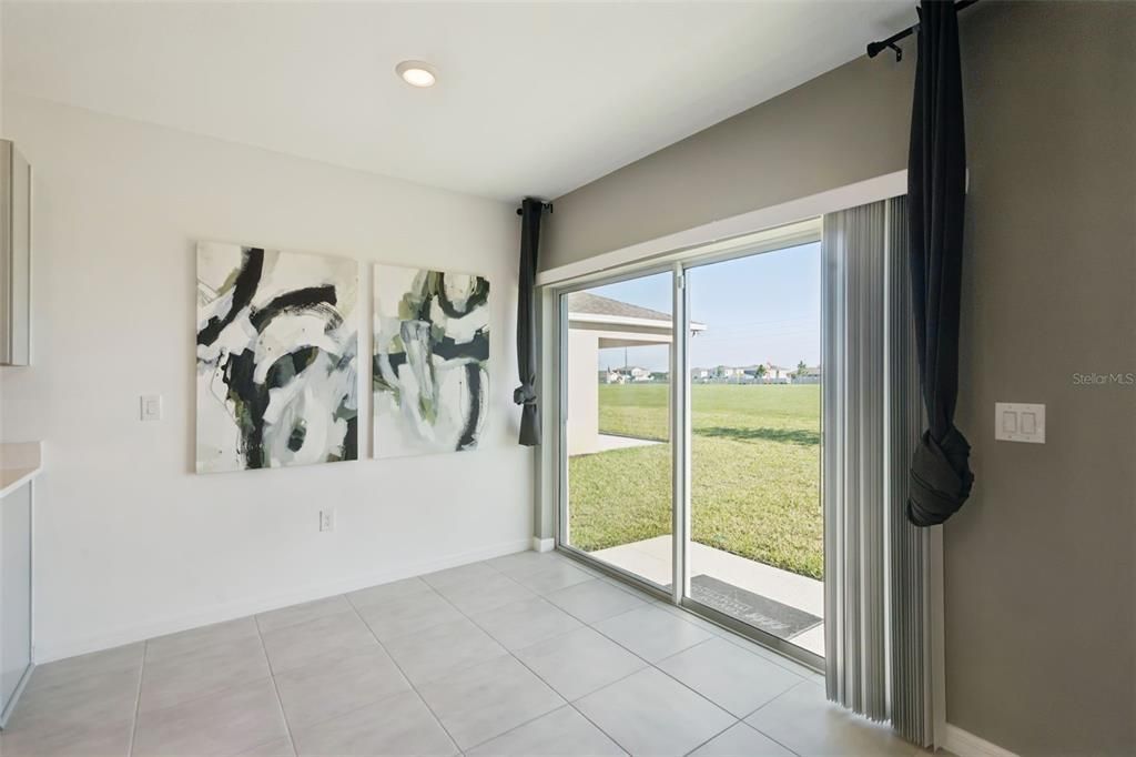 For Rent: $2,700 (4 beds, 2 baths, 2840 Square Feet)