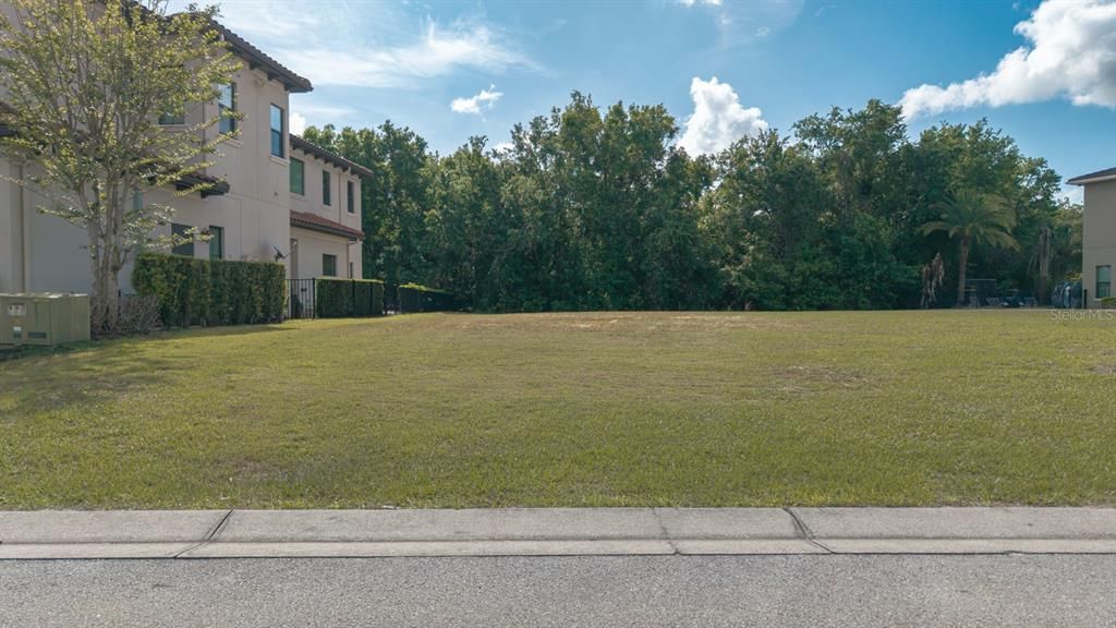 待售: $475,000 (0.20 acres)