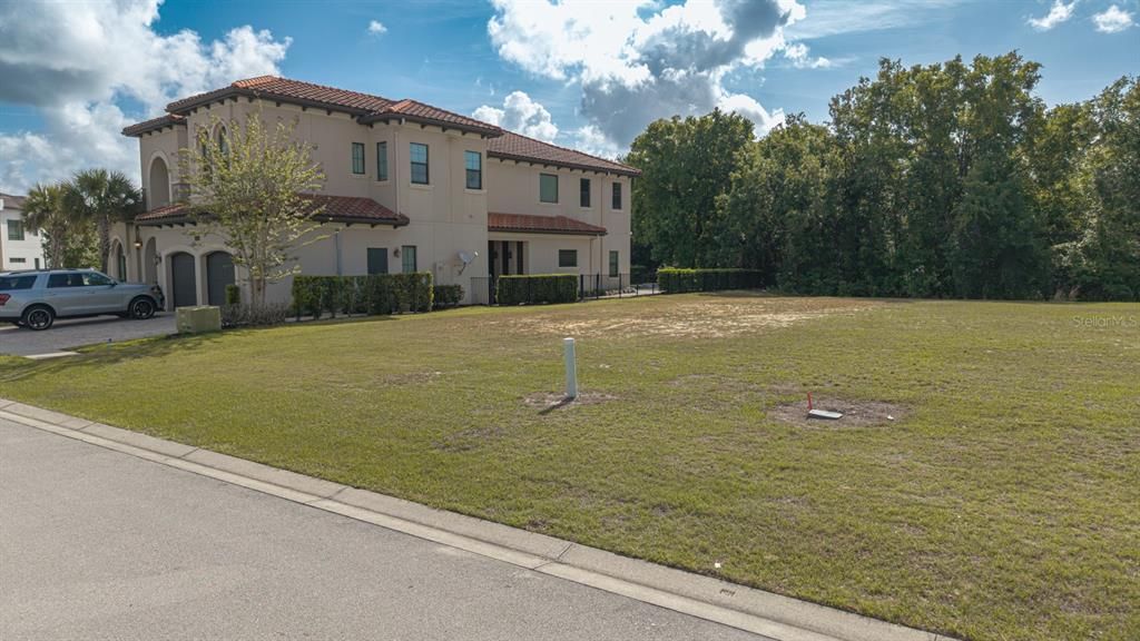 待售: $475,000 (0.20 acres)
