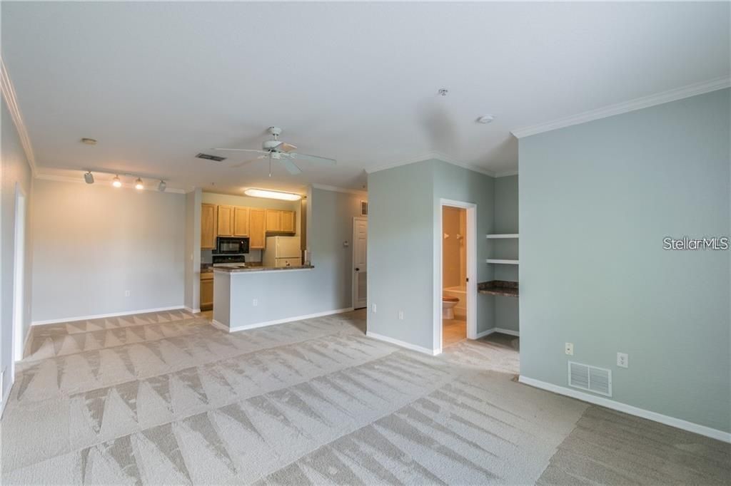 В аренду: $1,595 (2 спален, 2 ванн, 1045 Квадратных фут)