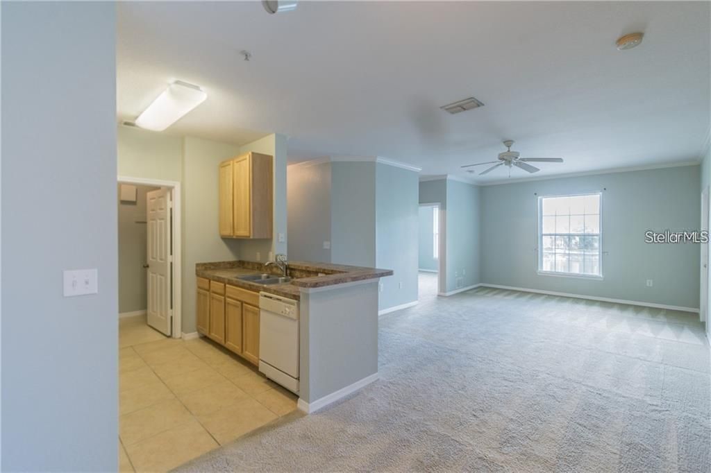 В аренду: $1,595 (2 спален, 2 ванн, 1045 Квадратных фут)