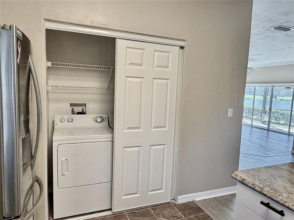 En Venta: $264,900 (2 camas, 2 baños, 1300 Pies cuadrados)