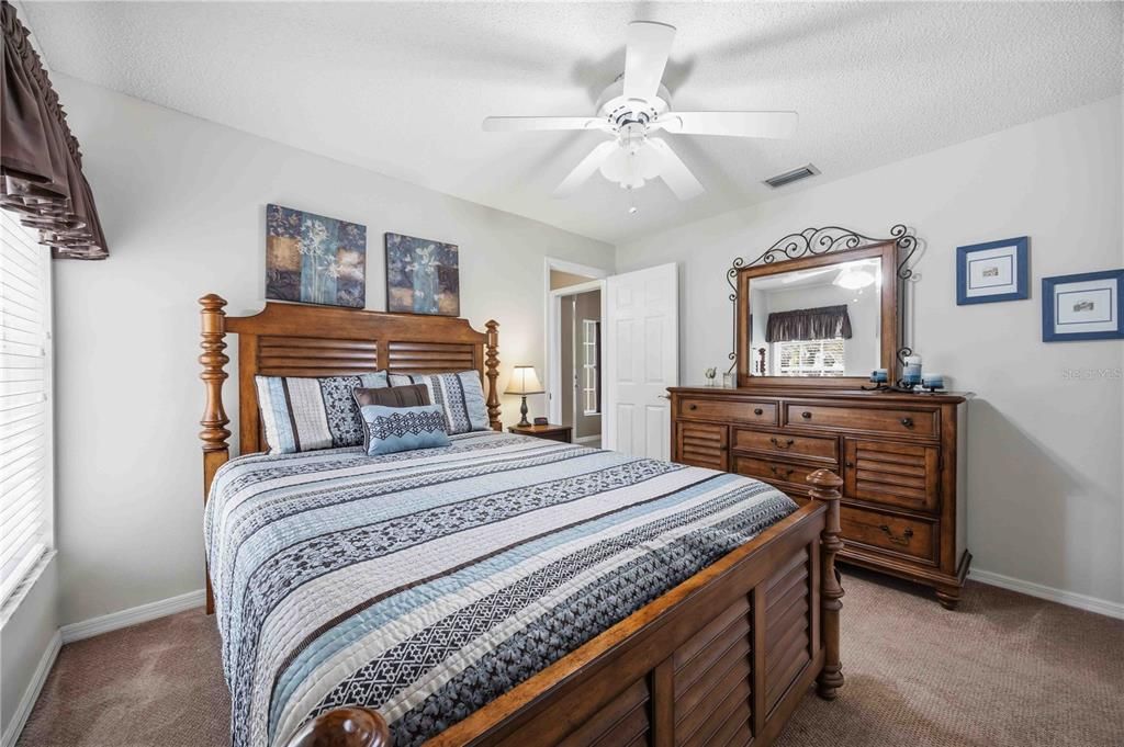 For Sale: $365,000 (3 beds, 2 baths, 1488 Square Feet)