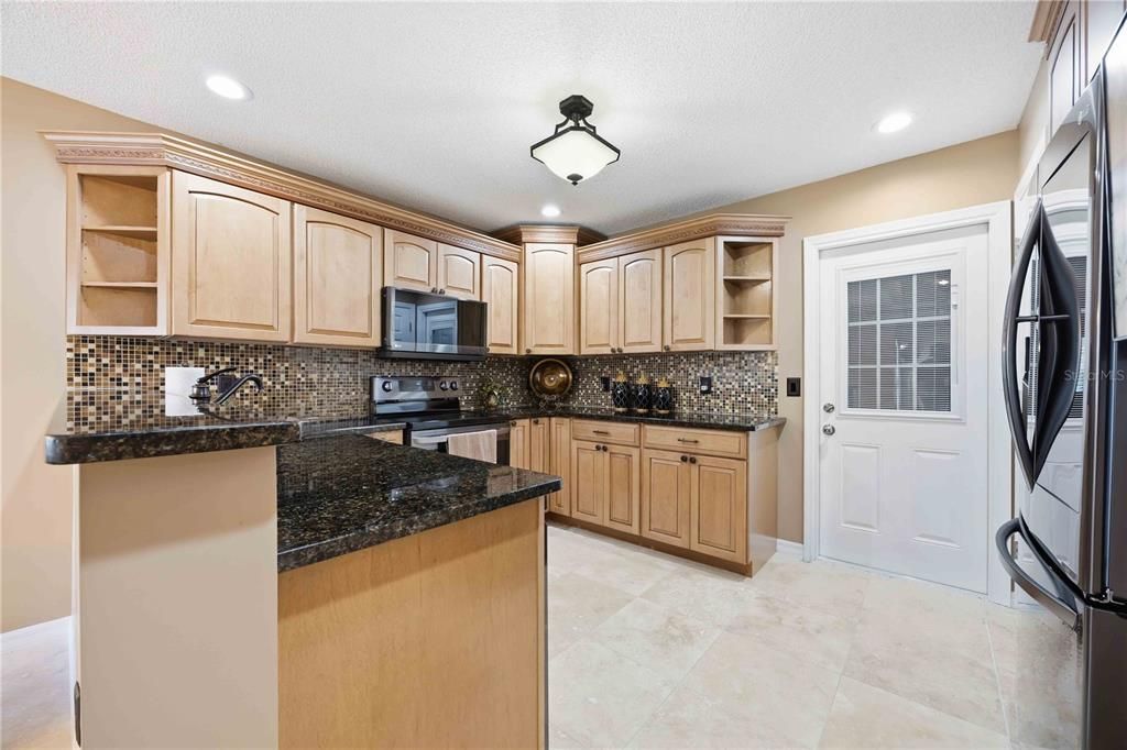 For Sale: $365,000 (3 beds, 2 baths, 1488 Square Feet)