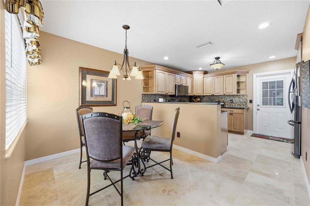For Sale: $365,000 (3 beds, 2 baths, 1488 Square Feet)