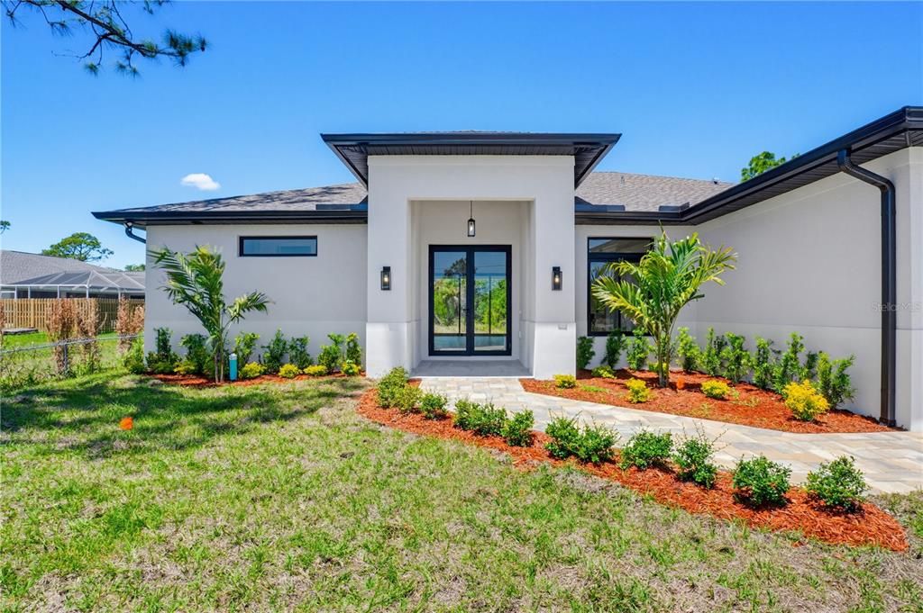 Active With Contract: $415,000 (3 beds, 2 baths, 1800 Square Feet)