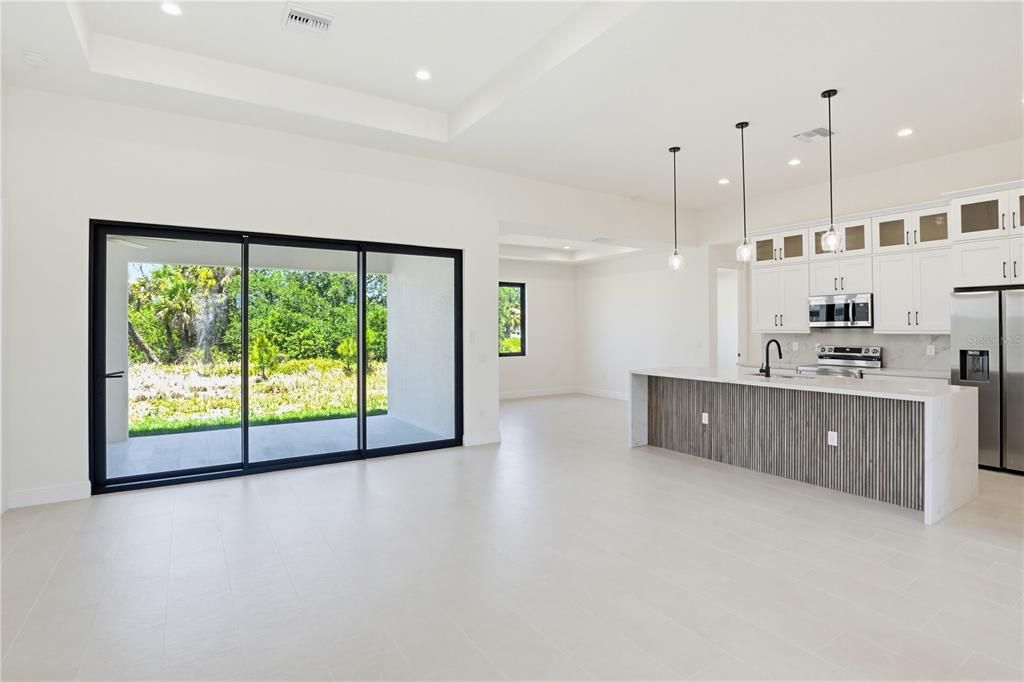Active With Contract: $415,000 (3 beds, 2 baths, 1800 Square Feet)