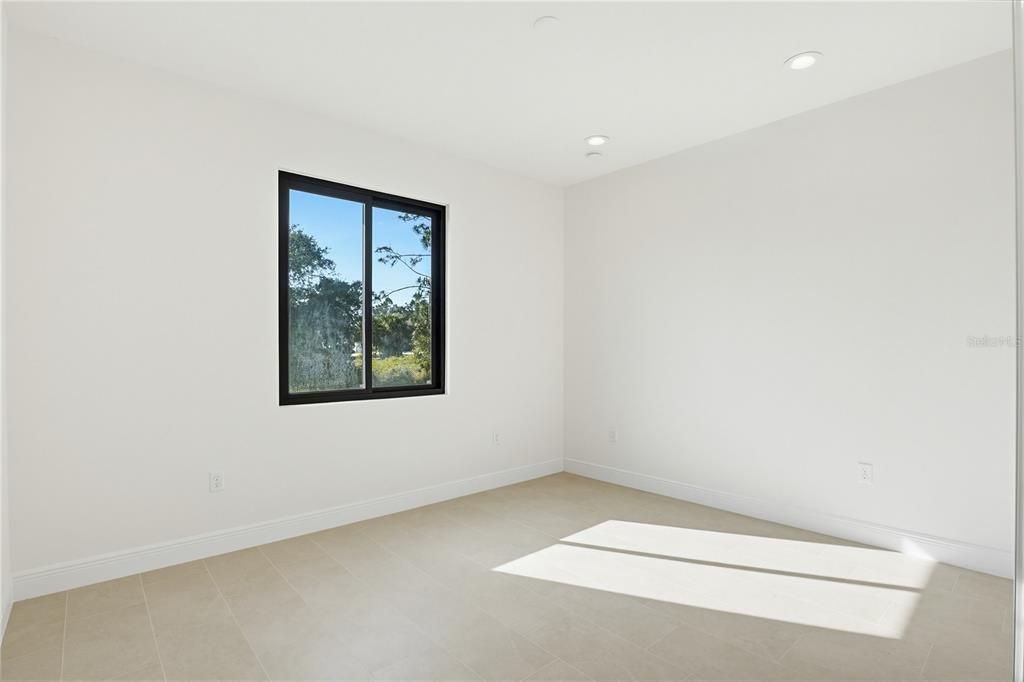 Active With Contract: $415,000 (3 beds, 2 baths, 1800 Square Feet)