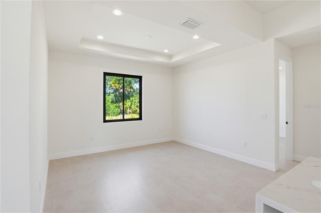 Active With Contract: $415,000 (3 beds, 2 baths, 1800 Square Feet)